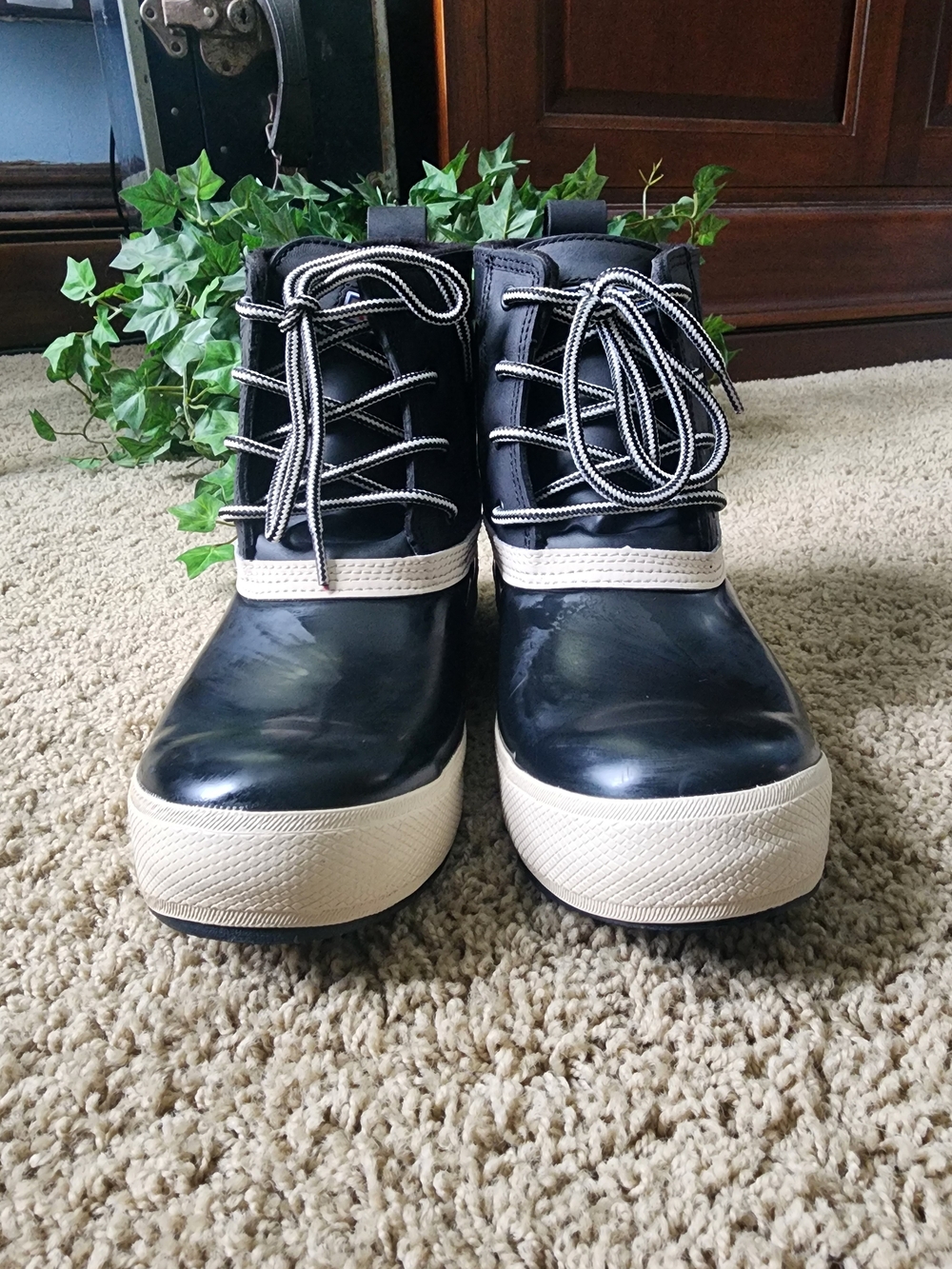 Waterproof Black & Cream Lace-Up Winter Rain Boots - Picture 3 of 13